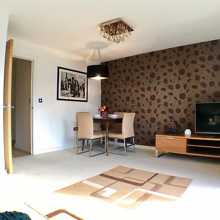 Luxurious Providence Apartment Maidenhead Exteriör bild