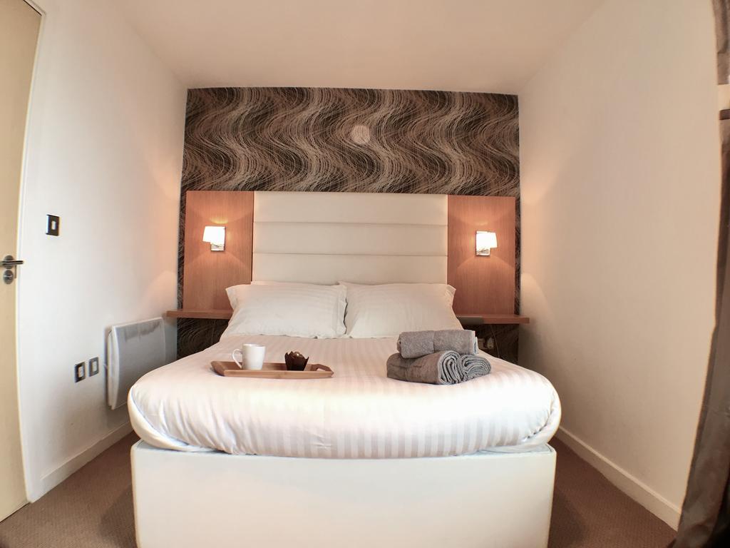 Luxurious Providence Apartment Maidenhead Exteriör bild